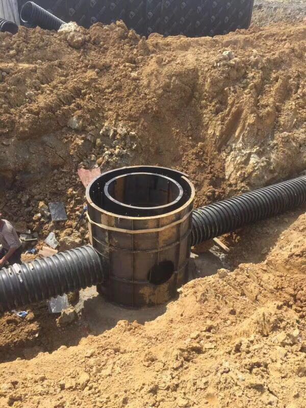 1591575009245109.jpg 检查井模具案例1.jpg